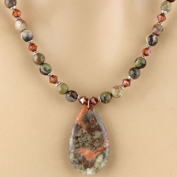 Australian Agate Swarovski Necklace Earring Set - Picture 4 of 4
